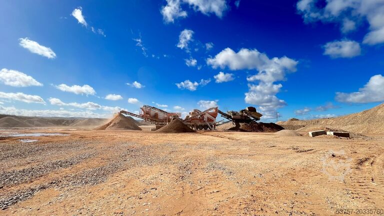 Equipamento de britagem/planta de britagem móvel Constmach Mobile Crushing Plant Mobile Vertical Impact Crushing Plant