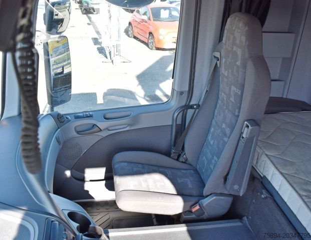 Autolaadkraan MERCEDES-BENZ ACTROS 1844 * Sattelzugmaschine *HIAB 330-5/FUNK