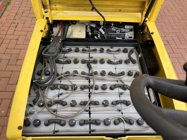 Electric 4-wheel forklift Hyster J 2.0 XN LWB