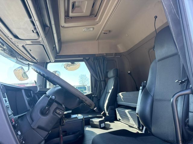 Tipper truck SCANIA G 450 Dreiseitenkipper + Anhänger mit Schleuse