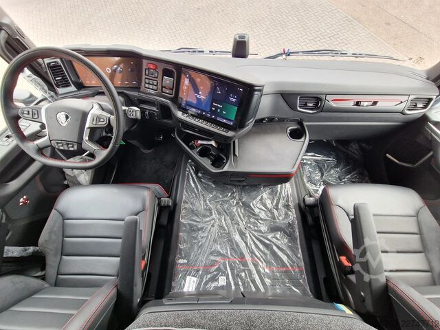  Scania R590 V8 NGS Highline 6x2 - New - Full spec - 2...