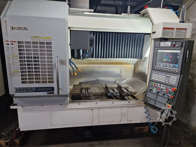 Verticale bewerkingscentrum Okuma Genos M560R-V