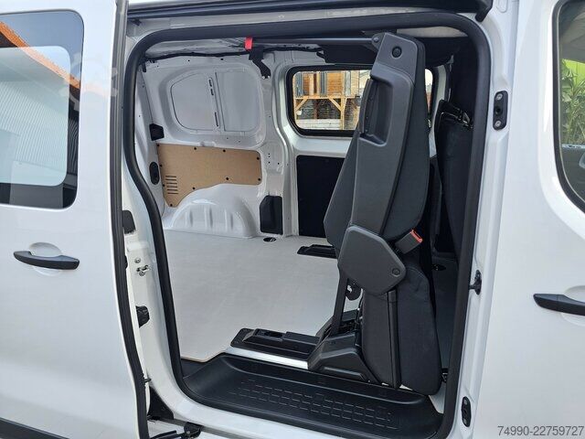Furgoneta Fiat Scudo 1.5 120PS M L2 FLEXCAB 6 Sitze CarPlay