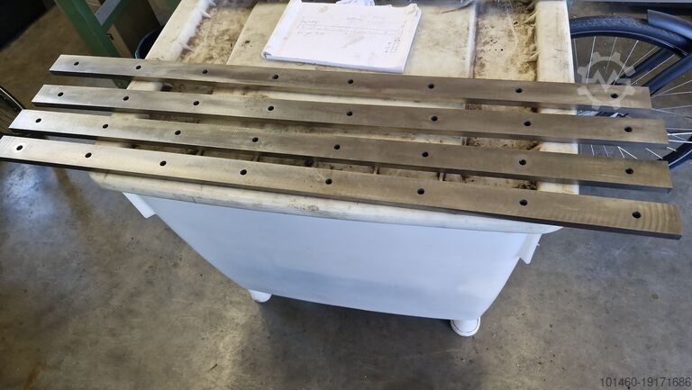 Ondermes, bovenmes, knipbank messenset. darley, knife set plate shear knifes 2550mm