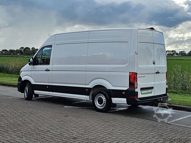 Camioneta familiar de techo alto VW CRAFTER 35 2.0 L3H3 140Pk Navi AC!