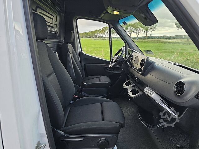 Bestelauto MERCEDES-BENZ SPRINTER 315 ac aut laadklep EUR6
