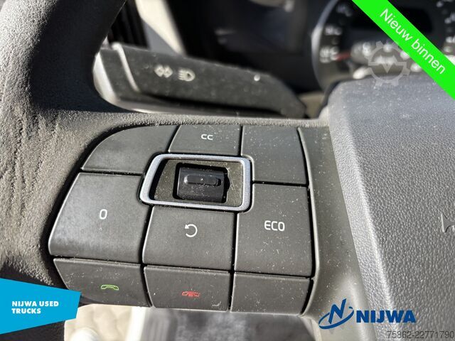 Koffer Volvo FM 330 4x2 Low Mileage + Verwarming laadbak