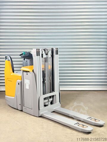 Conductor de carretilla elevadora Jungheinrich ERD 220 - Service Neu - Lithium Schnellladegerät