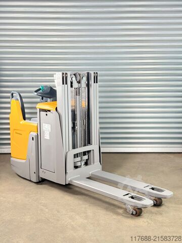 Conductor de carretilla elevadora Jungheinrich ERD 220 - Service Neu - Lithium Schnellladegerät