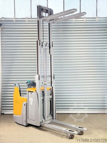 Conductor de carretilla elevadora Jungheinrich ERD 220 - Service Neu - Lithium Schnellladegerät