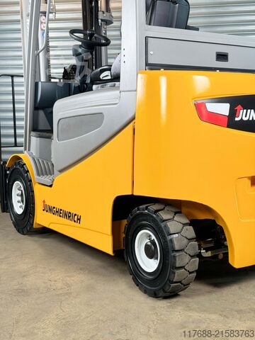 Elektromos 4-kerék Jungheinrich EFG S30s - Service Neu - 4734 Std. - Batterie 90%