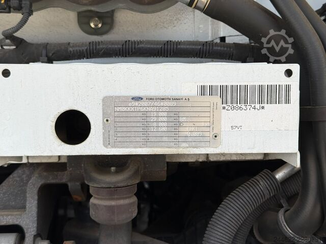 Standaard trekker Ford 2023 1833 DC 4x2 (EXPORT)
