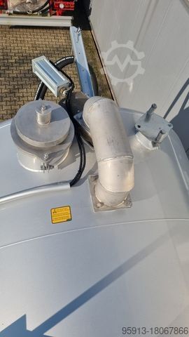 Tankauflieger KÄSSBOHRER Gülle Tankwagen Auflieger Edelstahl STN L