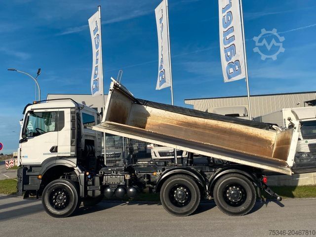 Camión volquete trilateral MAN TGS/26.520/6x4 BL/Bordmatik/Retarder/90to/35 tkm