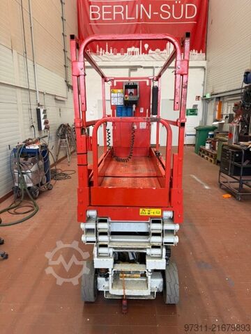 Nůžková plošina JLG 1930ES