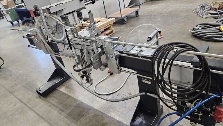 Mašina za bušenje šarki za vrata Elumatec TBM 126 Elumatec TBM 126