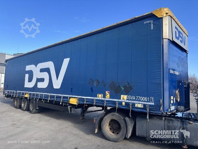 Open semitrailer with tarp Schmitz Cargobull Semitrailer Curtainsider Mega
