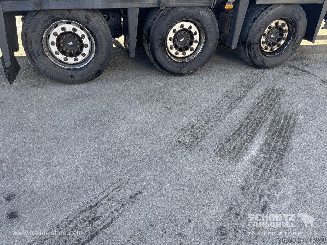 Open semitrailer with tarp Schmitz Cargobull Semitrailer Curtainsider Mega