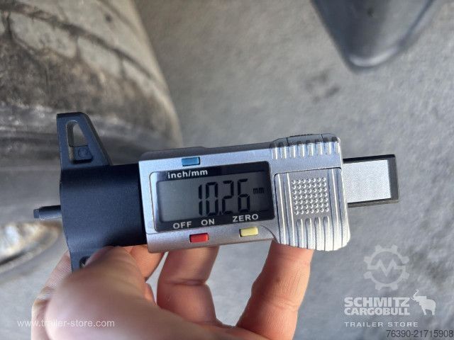 Open semitrailer with tarp Schmitz Cargobull Semitrailer Curtainsider Mega