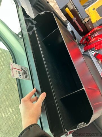 Minibüs MERCEDES-BENZ Sprinter 311 Mobility 23 LIFT Rollstuhlbus