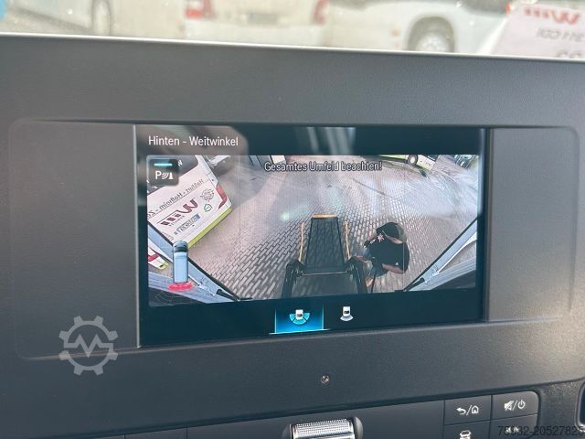 Minibüs MERCEDES-BENZ Sprinter 311 Mobility 23 LIFT KLIMAT Rollstuhl