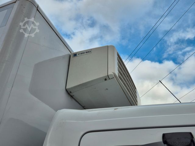 Fourgon isotherme frigorifique MERCEDES-BENZ Atego 818 L 4x2 LBW ThermoKing V-600