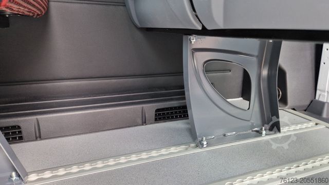 Microbuz MERCEDES-BENZ Sprinter Lord Light 22 Sitzer 3 x Lagerfahrzeug