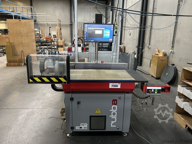 Vákuumszivattyú ATOOM FLASHCUT 222 AUTOMATISCHE SNIJMACHINE