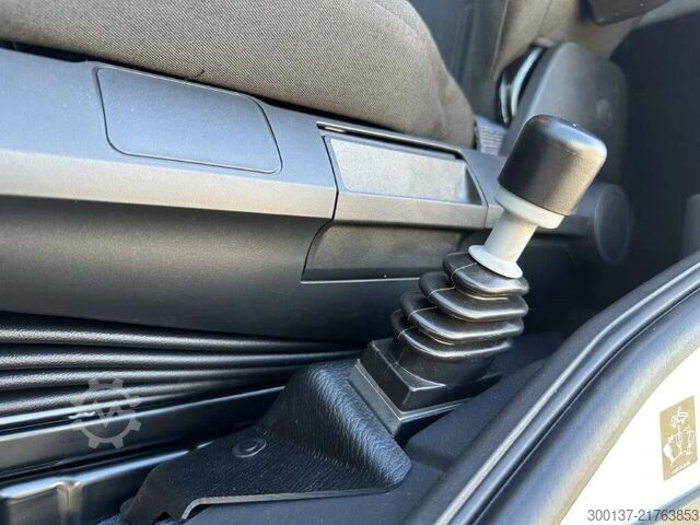 Wywrotka Mercedes-Benz Arocs 4140 K 8x4/4 Meiller Tipper