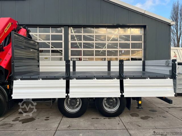 Camión grúa Mercedes-Benz Arocs 4140 K 8x4 Crane Truck