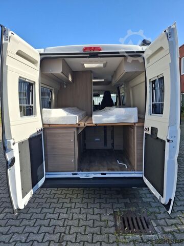 Campervan CARADO CV 640 Multimedia / Diesel 90l / Markise