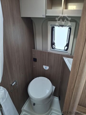 Campervan CARADO CV 640 Multimedia / Diesel 90l / Markise