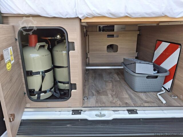 Campervan CARADO CV 600