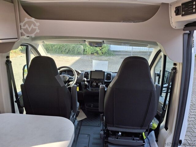 Campervan CARADO CV 600
