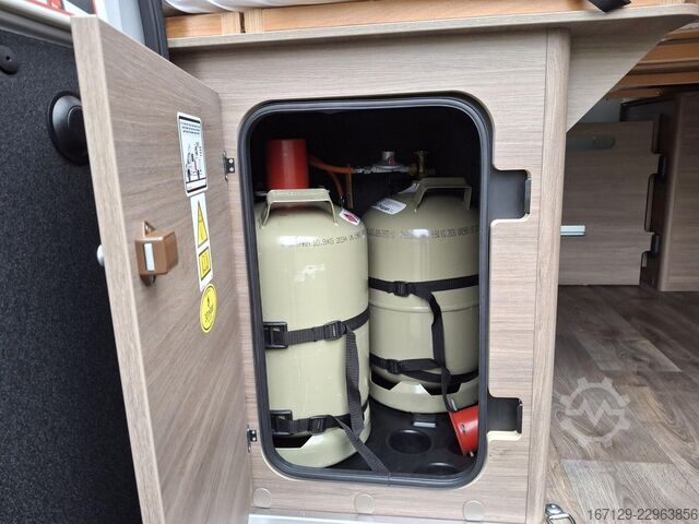 Campervan CARADO pro CV 640 Rahmenfenster, Multimediapaket
