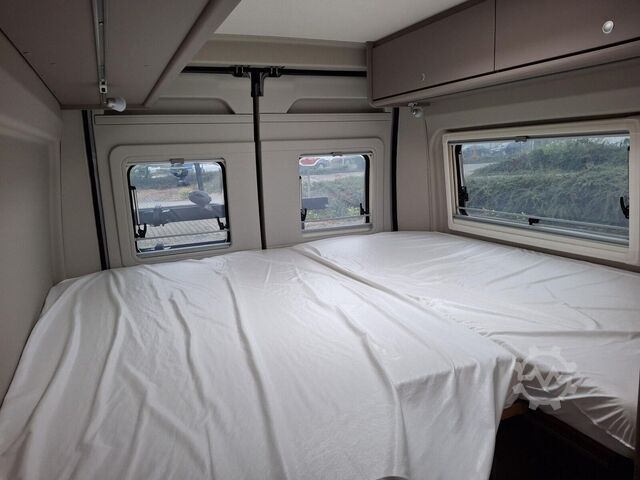 Campervan CARADO pro CV 640 Rahmenfenster, Multimediapaket