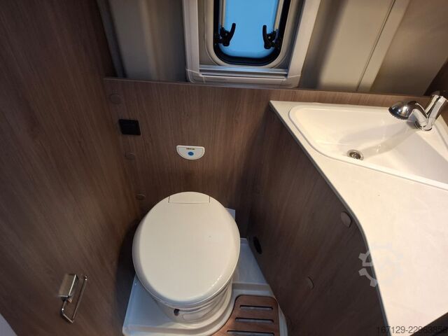 Campervan CARADO pro CV 640 Rahmenfenster, Multimediapaket