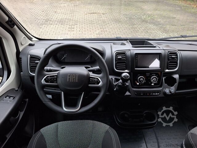 Campervan CARADO pro CV 640 Rahmenfenster, Multimediapaket