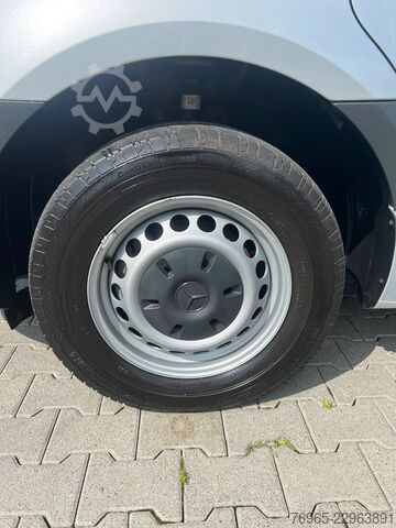 Κλειστό βαν MERCEDES-BENZ Sprinter 314 AUTOMATIK NAVI DISTRONIC KAMERA LED