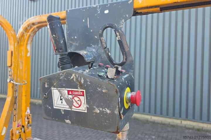 Ascensore a forbice Haulotte Optimum 8 Electric, 7.77m Working Height, 230kg Ca