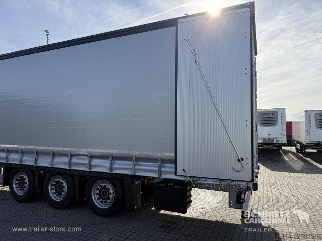 Åben sættevogn med presenning Schmitz Cargobull Curtainsider Mega Getränke