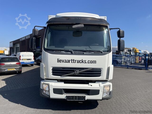 Gesloten bak Volvo FL240 Closed Box / Loading Lift / 157.000 KM