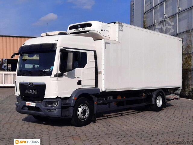 Refrigerated truck MAN 18.320 TGM Tiefkühlkofffer LBW ATP Pharma Liege