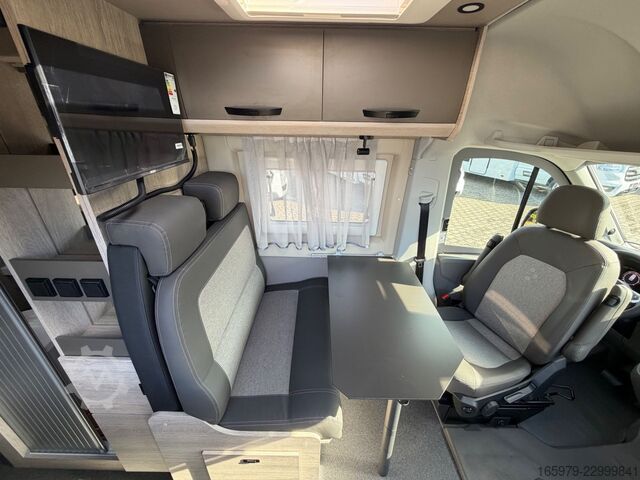 Camper  BRAVIA