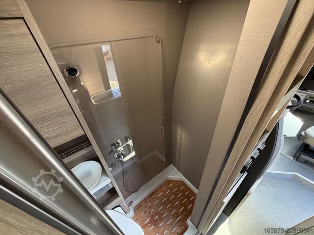 Camper  BRAVIA