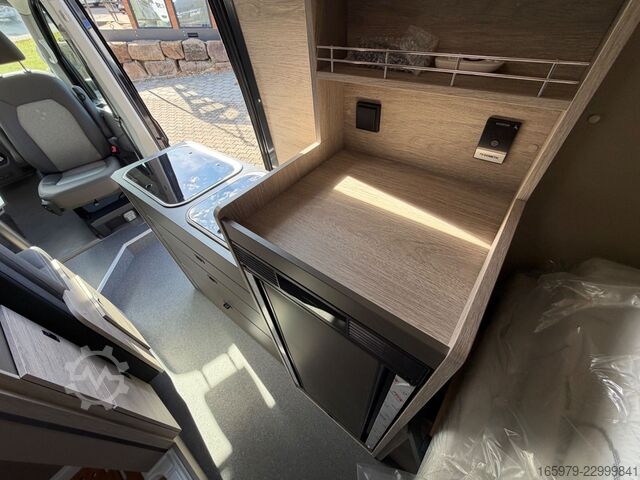 Camper  BRAVIA
