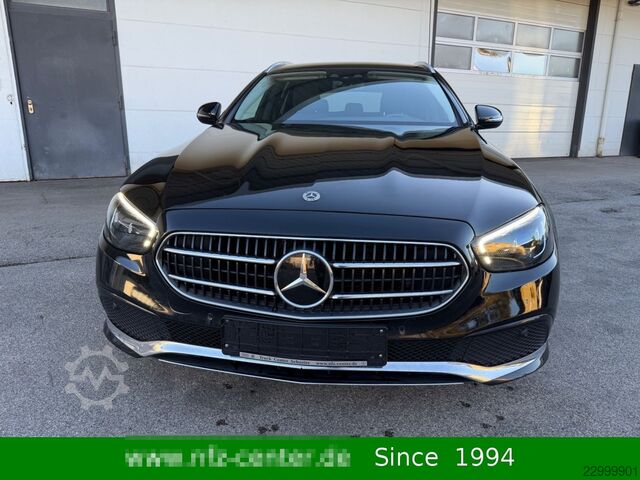 Miniautocarro MERCEDES-BENZ E 300 de 4Matic T Business-Paket