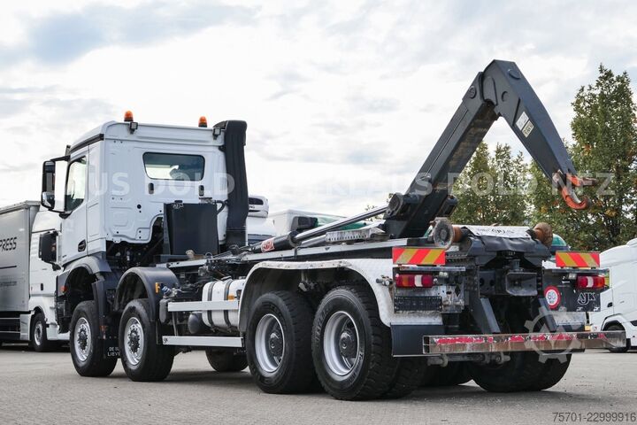 Camião porta-contentores de gancho MERCEDES-BENZ Arocs 4545 Abrollkipper 8x8 Kamera Euro 6