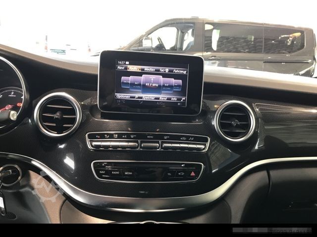 Μίνι λεωφορείο MERCEDES-BENZ V 220 d Edition kompakt AHK/Kamera/Navi Autom.