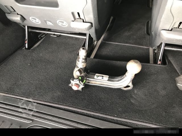Μίνι λεωφορείο MERCEDES-BENZ V 220 d Edition kompakt AHK/Kamera/Navi Autom.